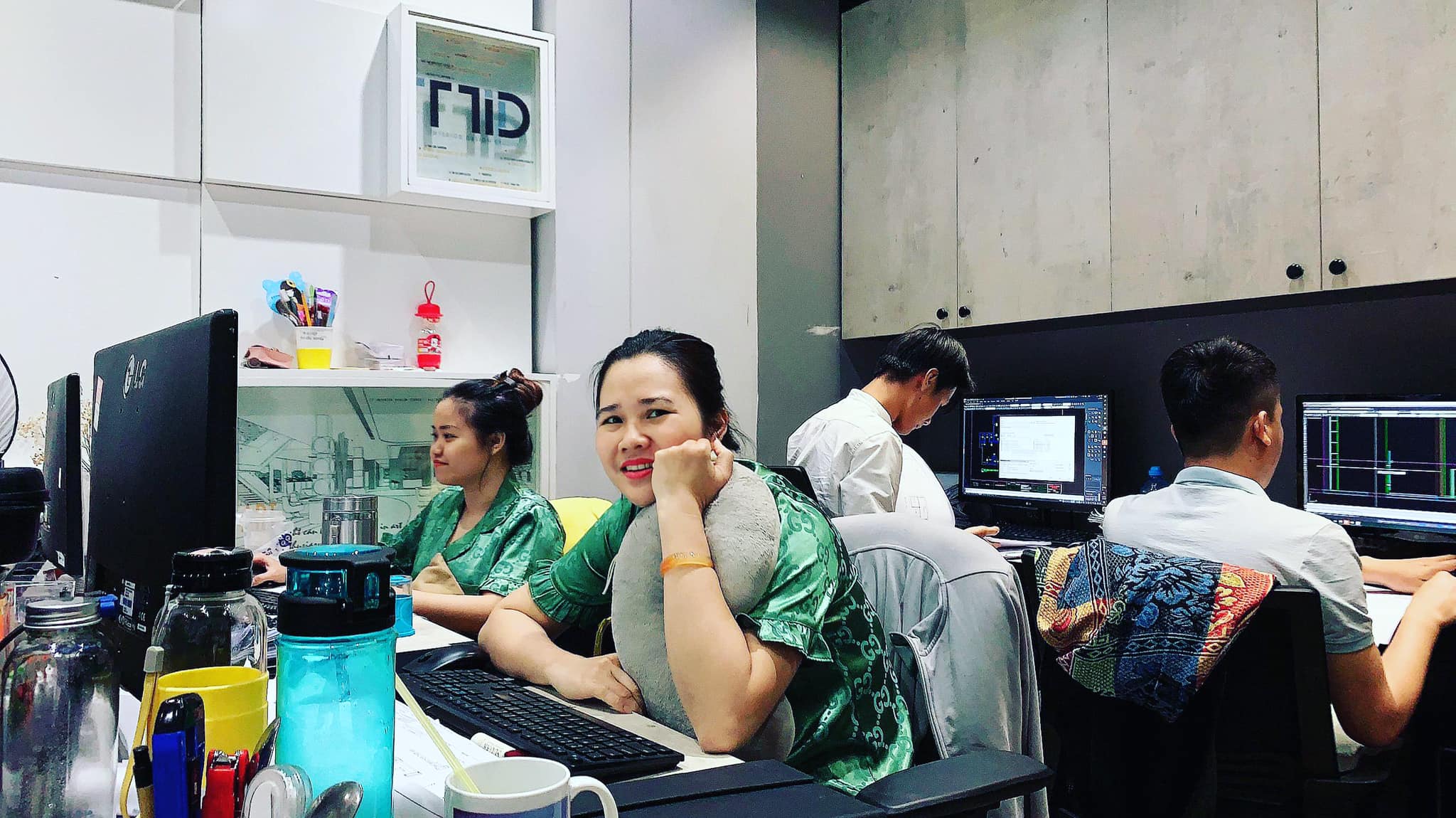 HAPPY WOMEN'S DAY 08-03-2020