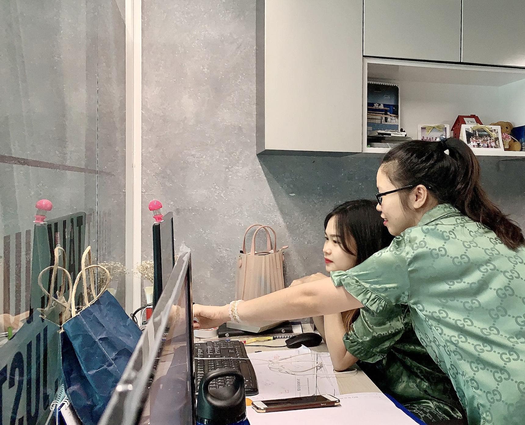 HAPPY WOMEN'S DAY 08-03-2020