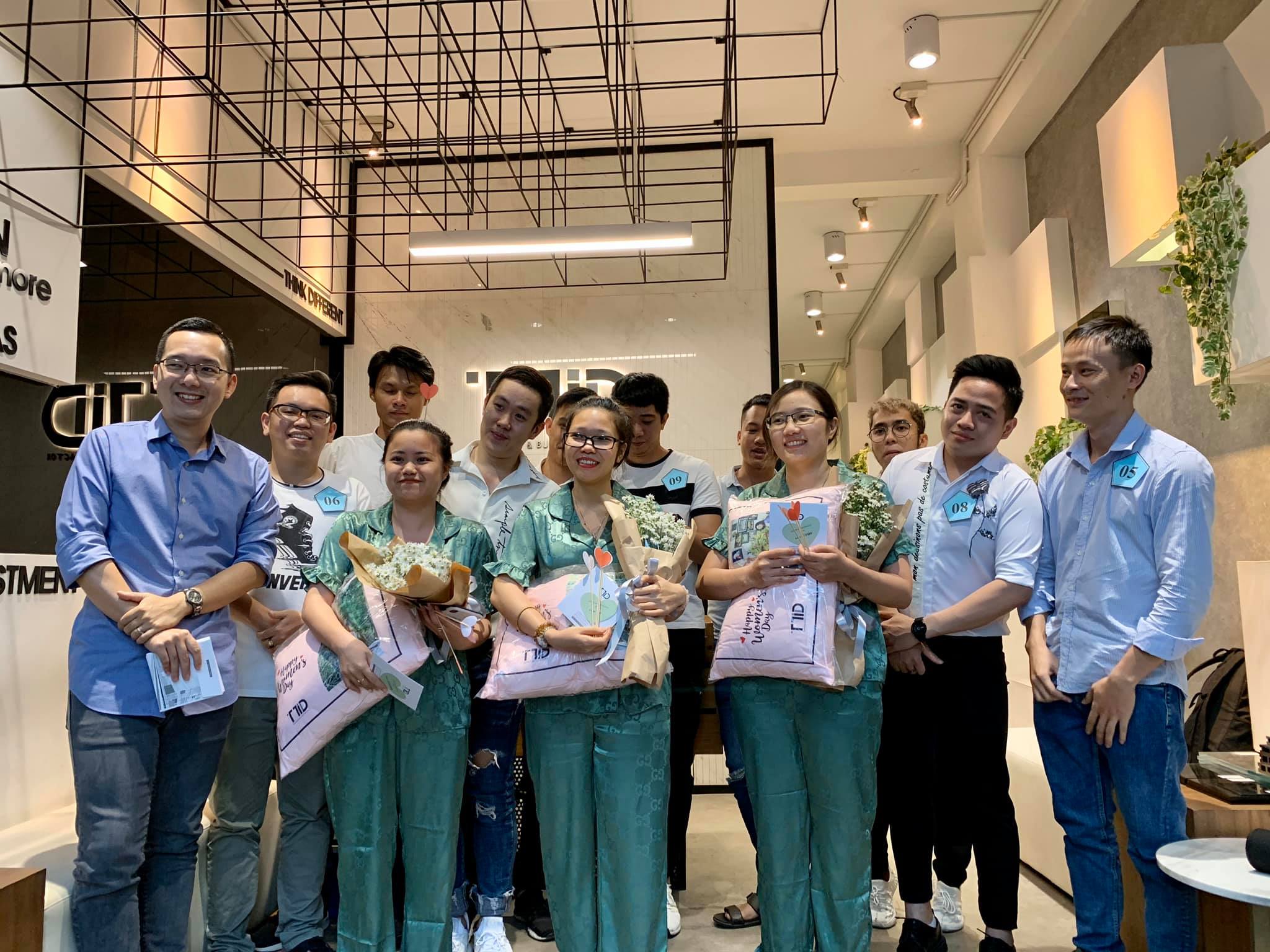 HAPPY WOMEN'S DAY 08-03-2020